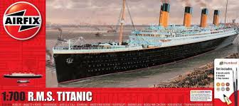 Airfix Gift Set - 1:700 RMS Titanic