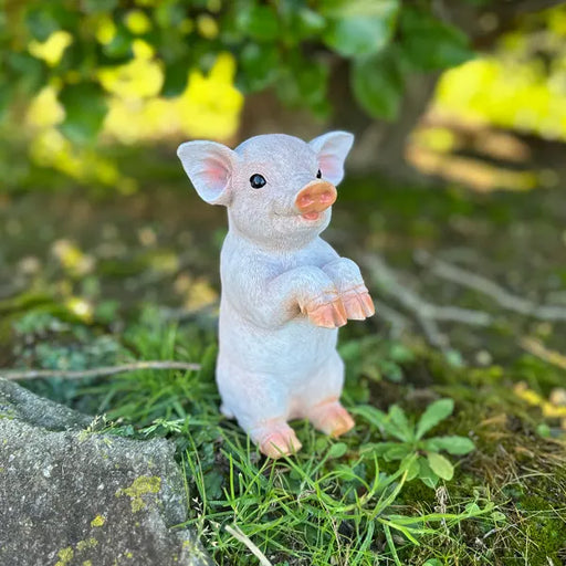 Garden Decor - Piglet
