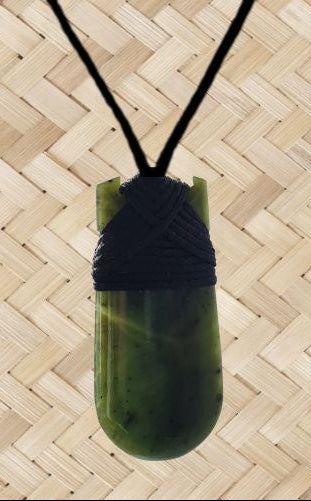 NZ Greenstone Pendant Round Bottom 40mm