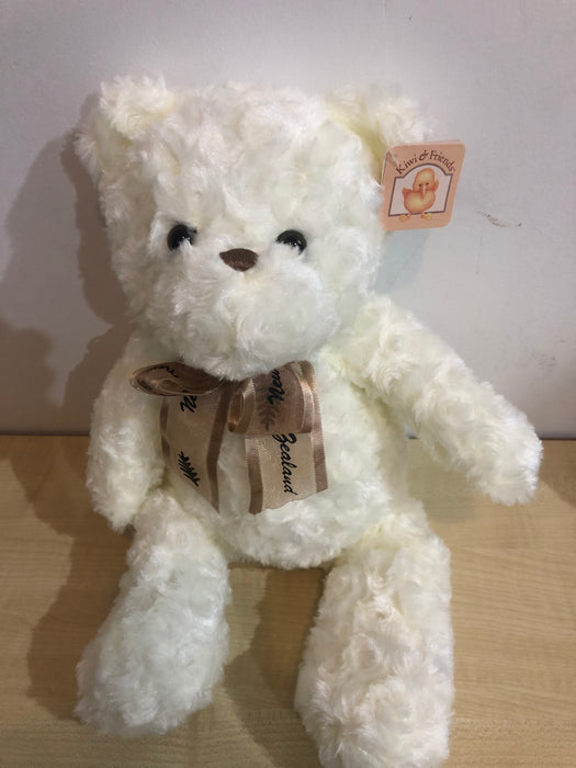 Kiwi & Friends - Sitting Teddy Bear 26cm - Cream
