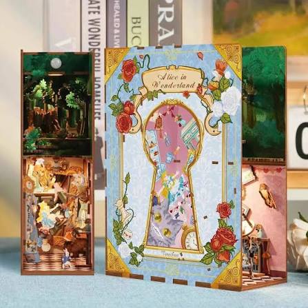 Tonecheer Book Nook Kit - Alice in Wonderland