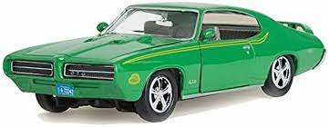 MotorMax Timeless Legends 1:24 - 1969 Pontiac GTO Judge Green