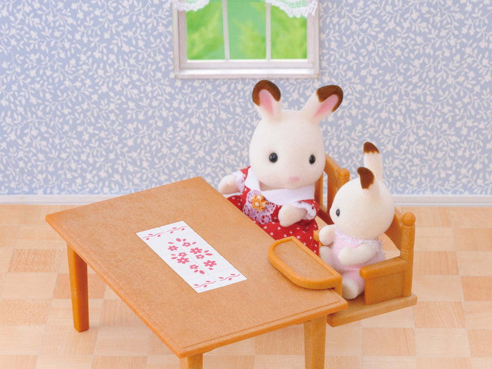 Sylvanian Families - Family Table & Chairs