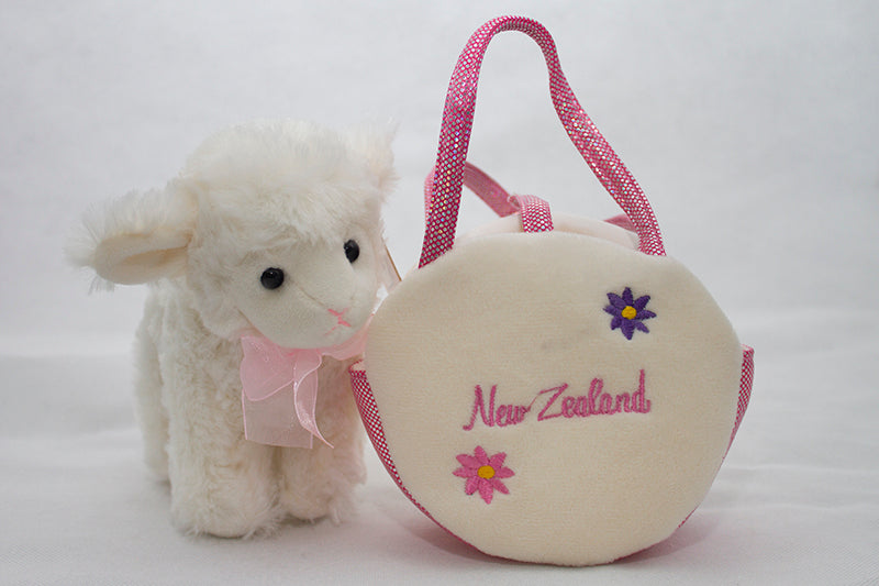 Kiwi & Friends - Lamb in a Handbag