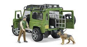 Bruder - Landrover with Ranger & Dog