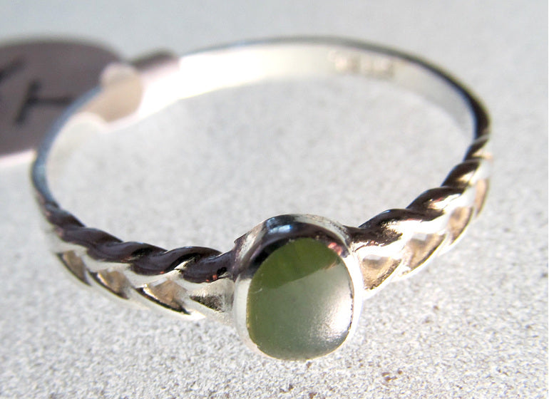 Mana NZ - Women's Small Round Greenstone Ring set in Stirling Silver (S1/2)