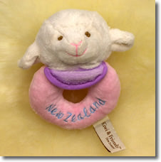 Kiwi & Friends - Baby Ring Rattle Lamb Pink 12 cm